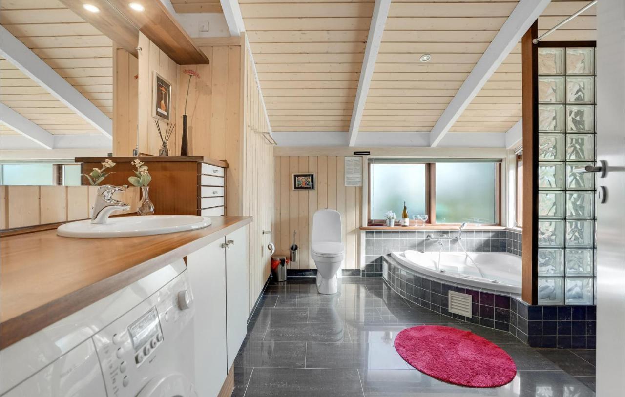 3 Bedroom Stunning Home In Fjerritslev Dış mekan fotoğraf